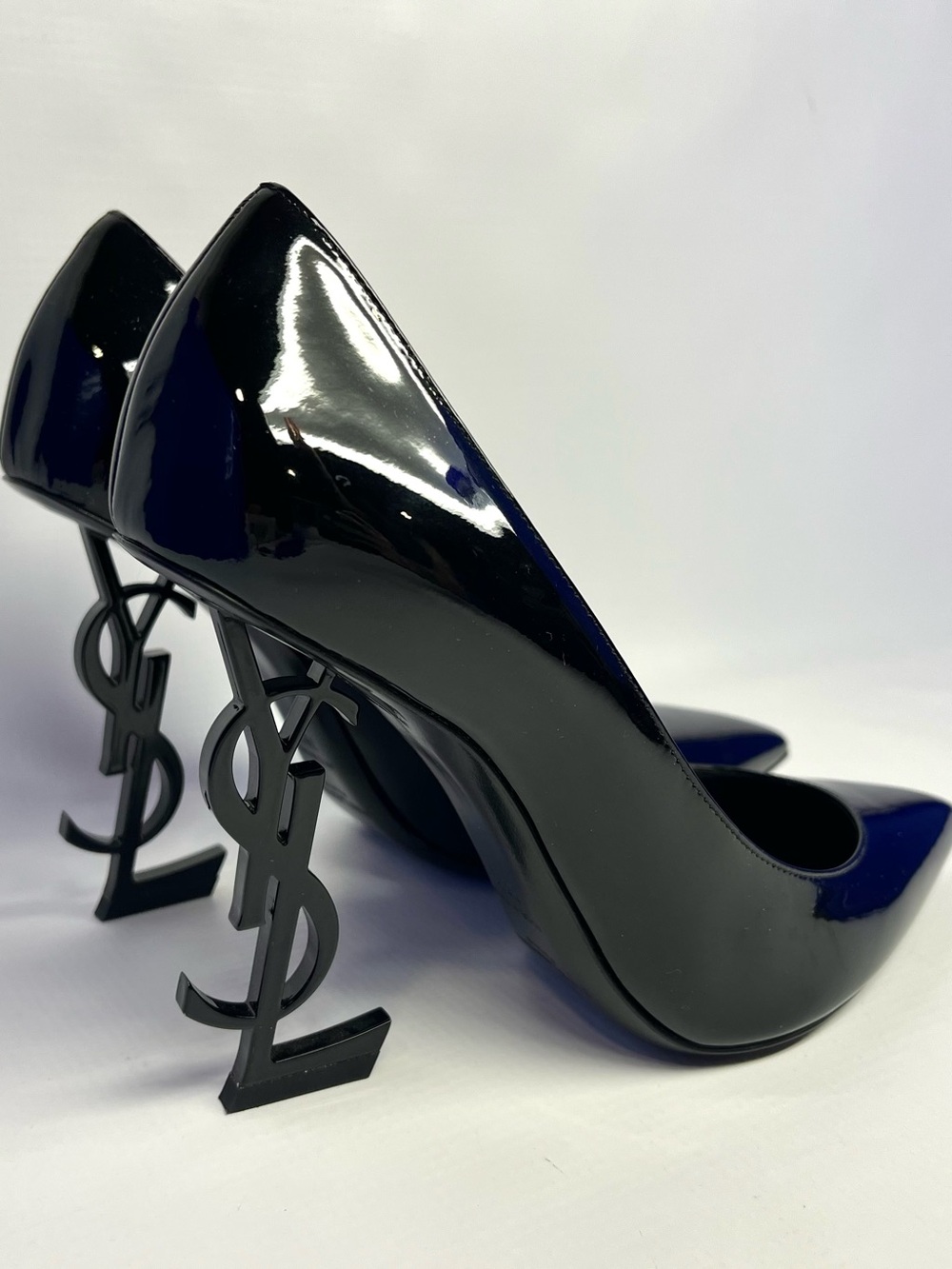 Saint Laurent Black Patent Opyum Logo Heel Pumps - Glossy Pointed-Toe